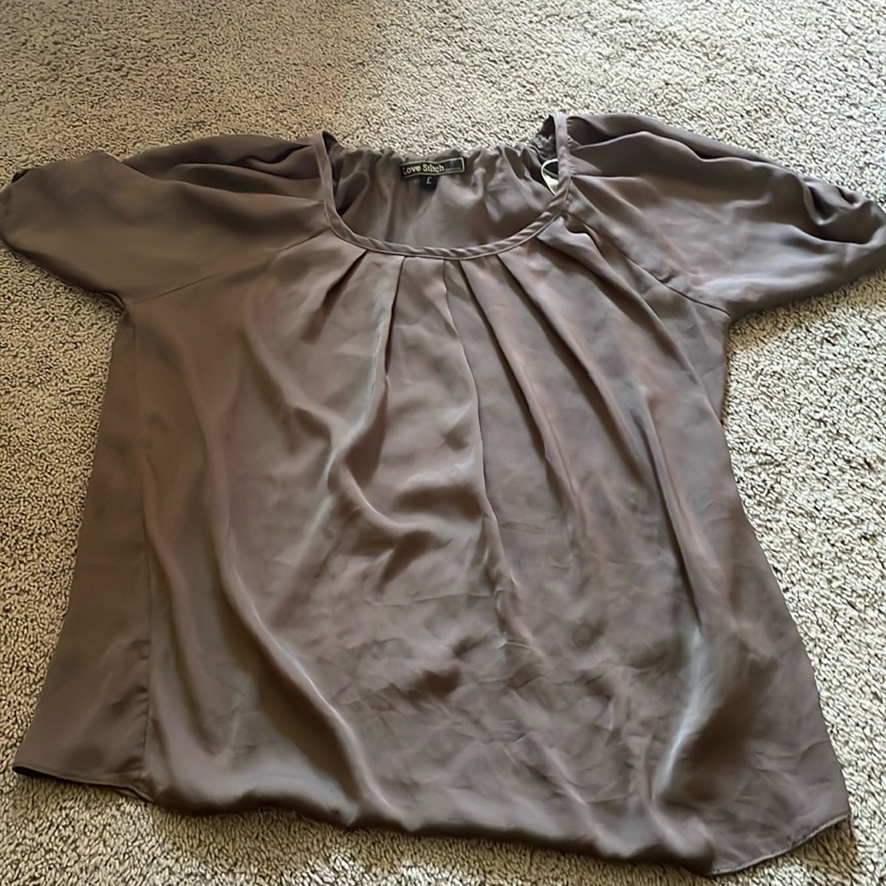 Love Stitch blouse with back bow